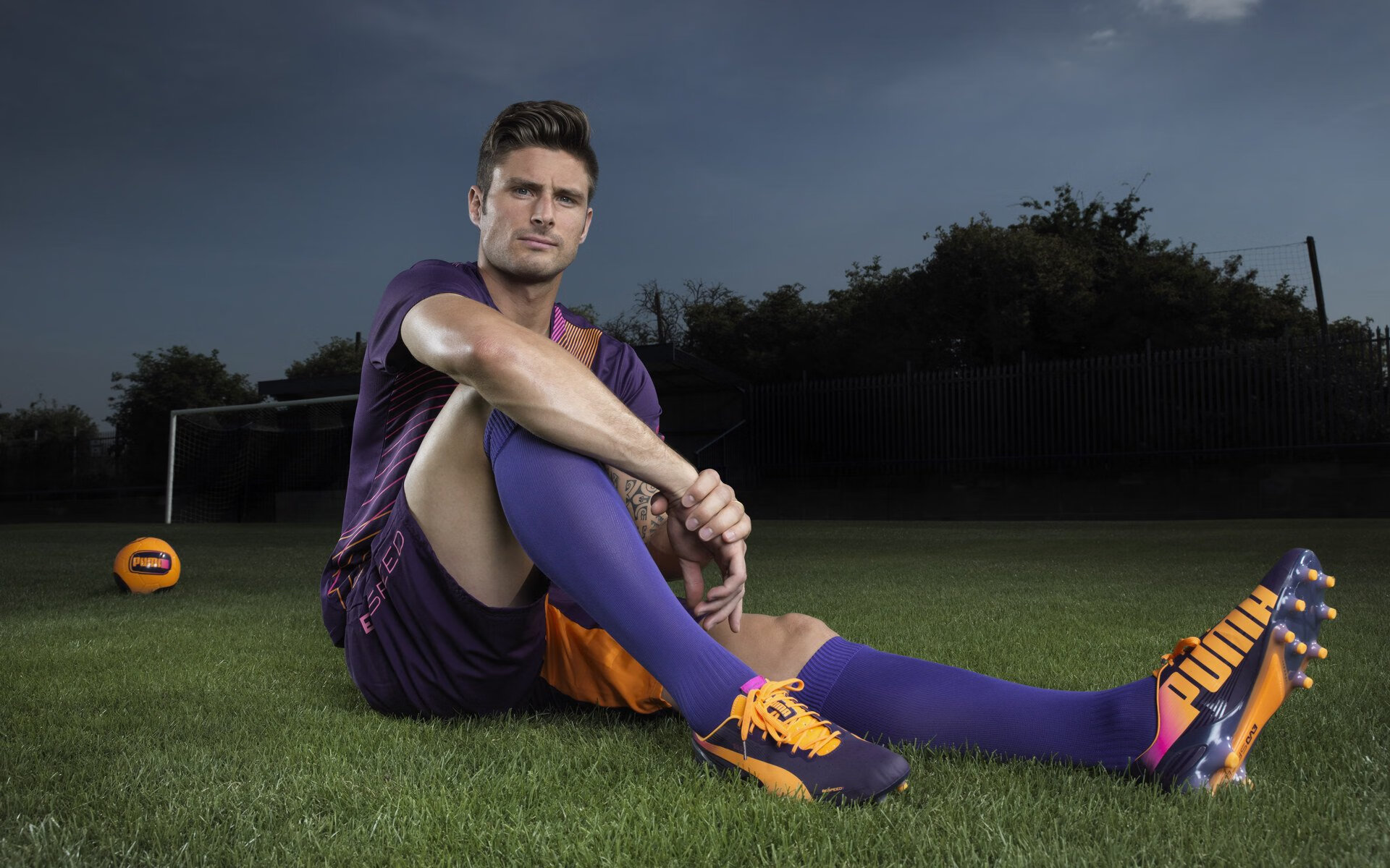 电竞产业蓬勃发展,全球赛事热潮掀起新体育革命